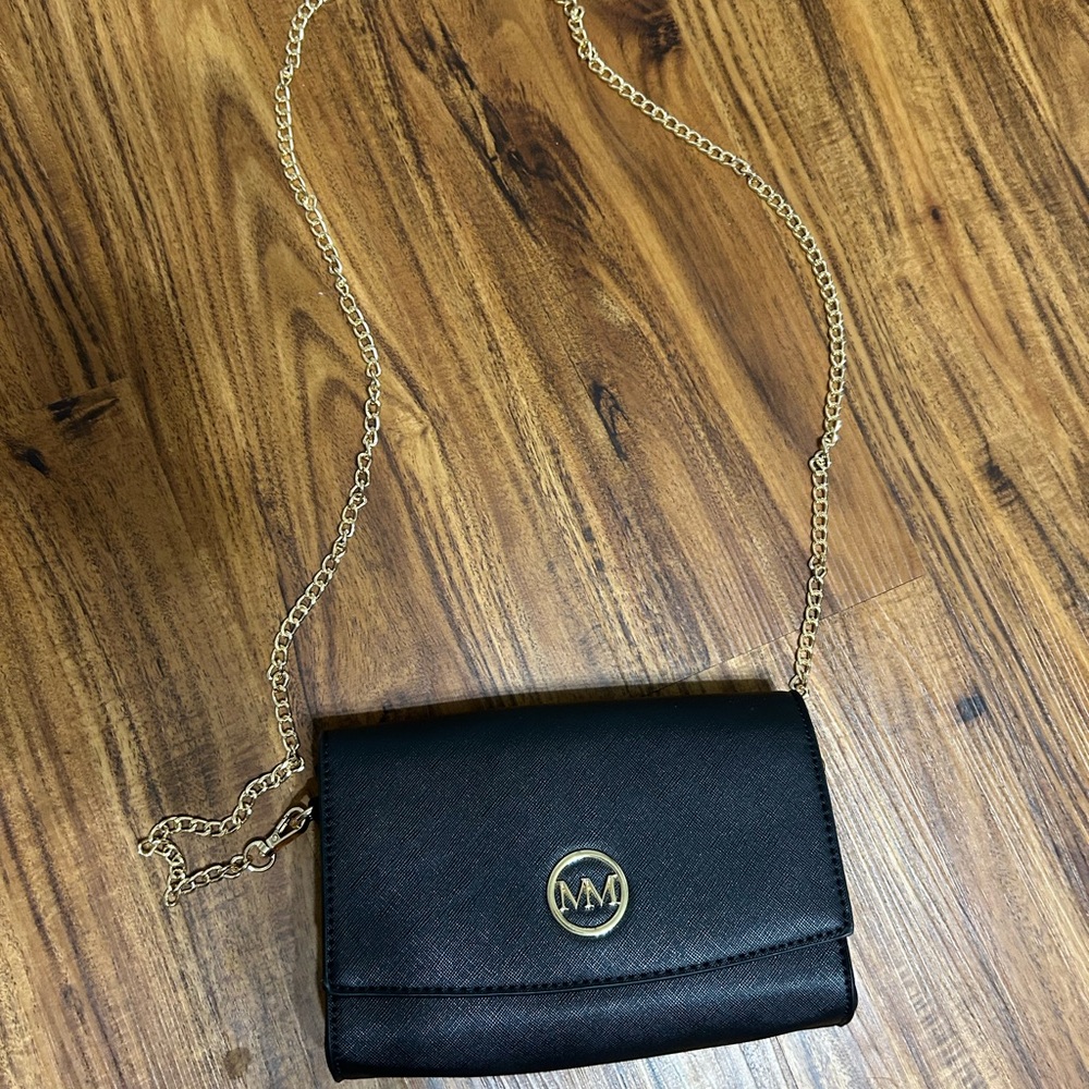 Elegant Black Chain Shoulder Bag